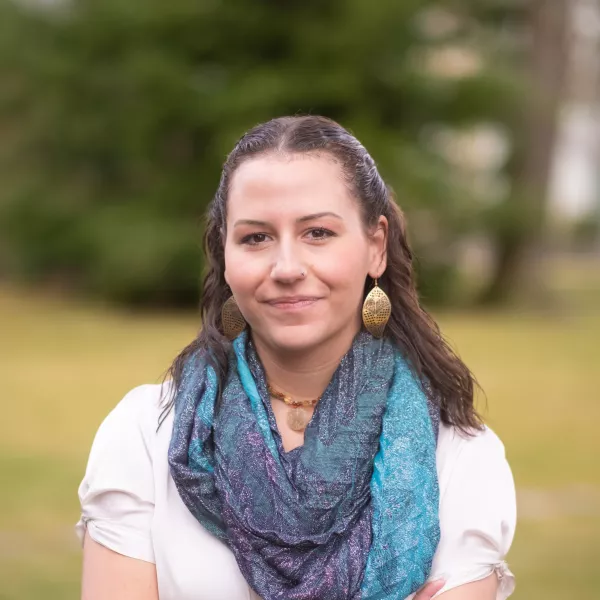 Zoe Gold '22 Headshot