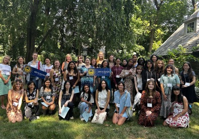 Incoming students, current students, and alumnae/i at the Philadelphia Send-Off Party hosted by Jenni Punt ’83 P’21, and Steve Emerson HC’74 P’21.