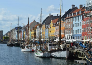 Houses and boats