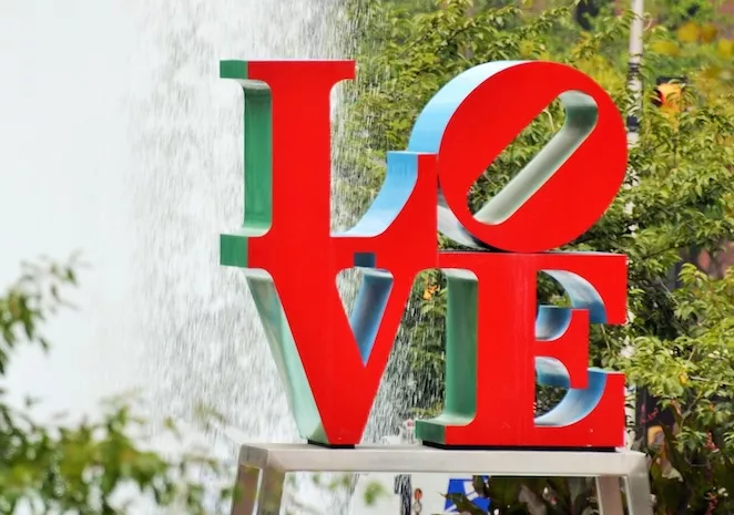 philly-love-sign