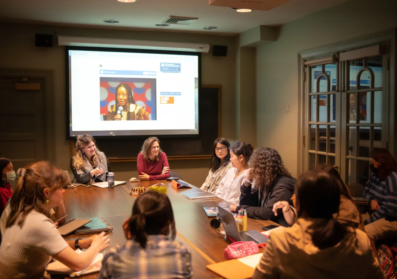 classroom-grad-seminar