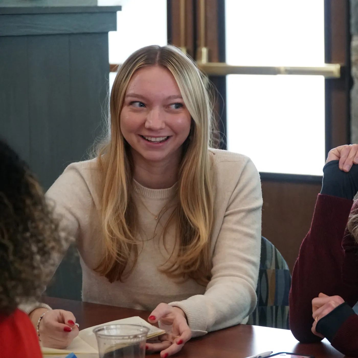Camille Heynen (left) and Molly Fancher (right)