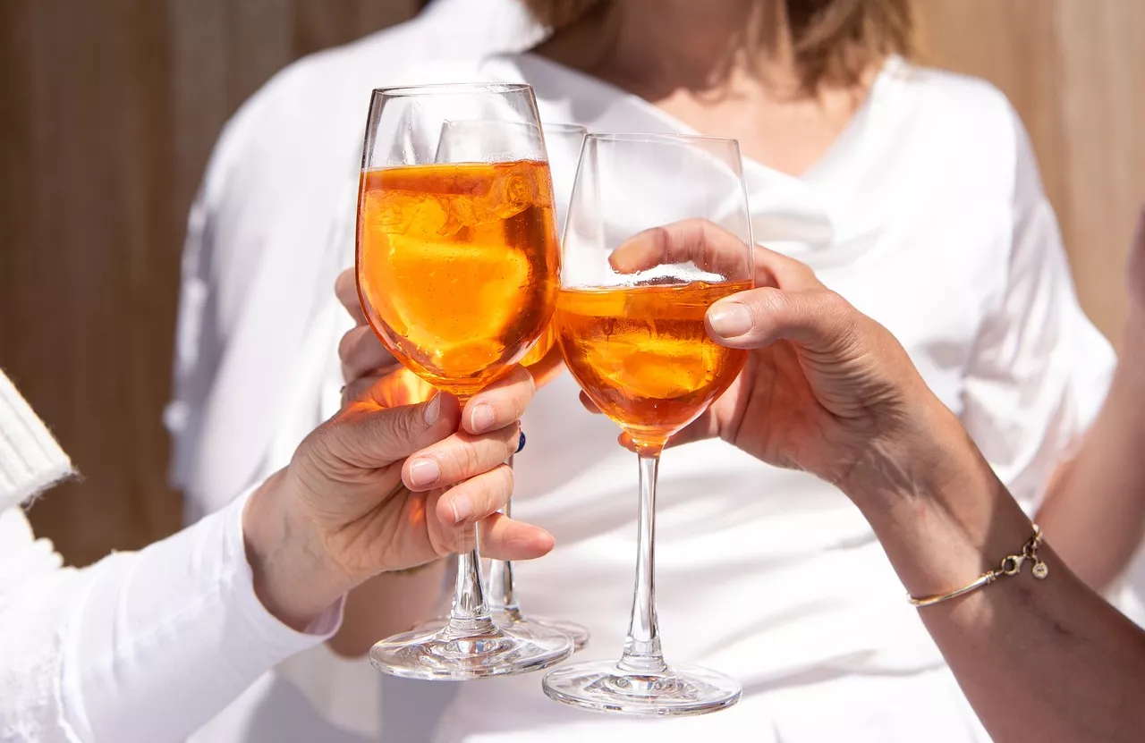 Glasses cheers