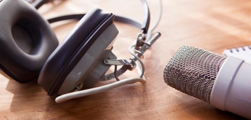 image of a microphone and headphones