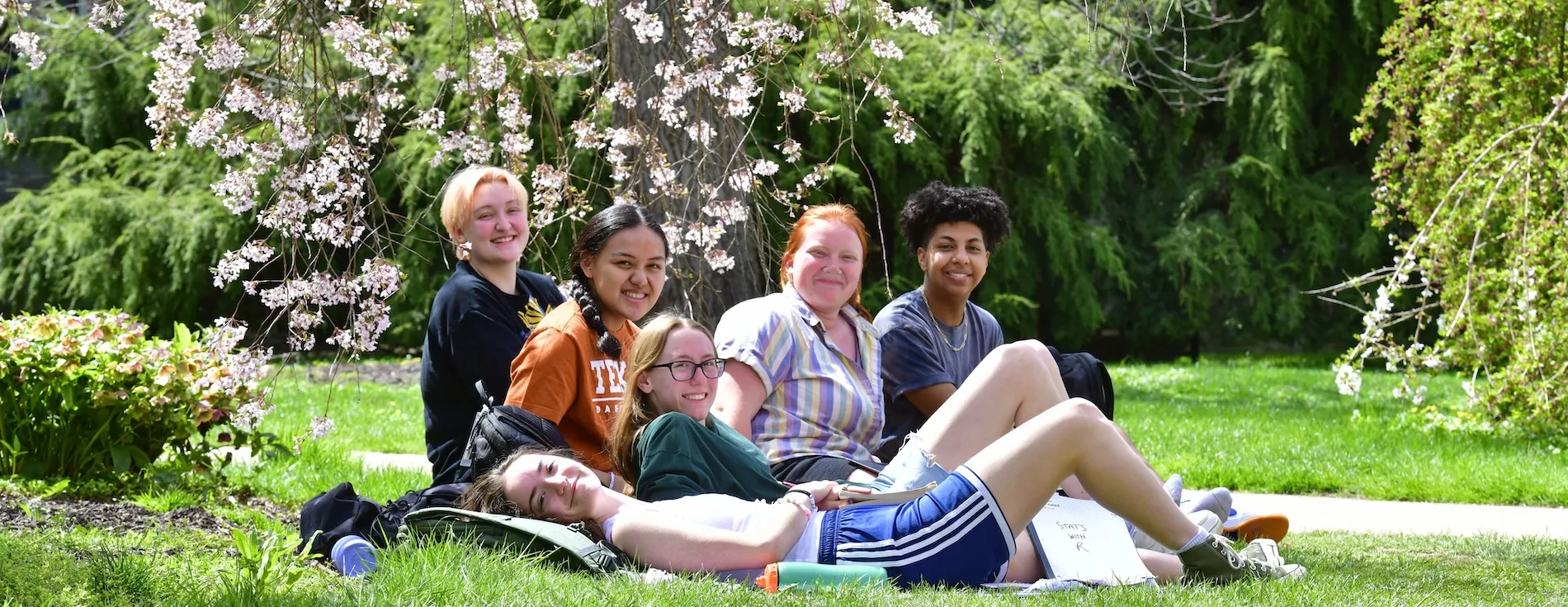 spring-students-campus