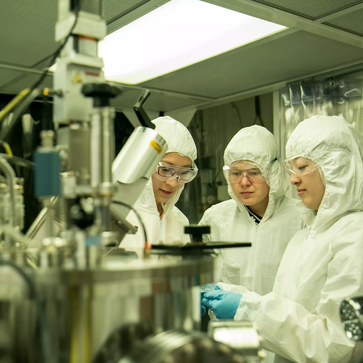 Award-winning physics graduate program and physics ph.d. program.
