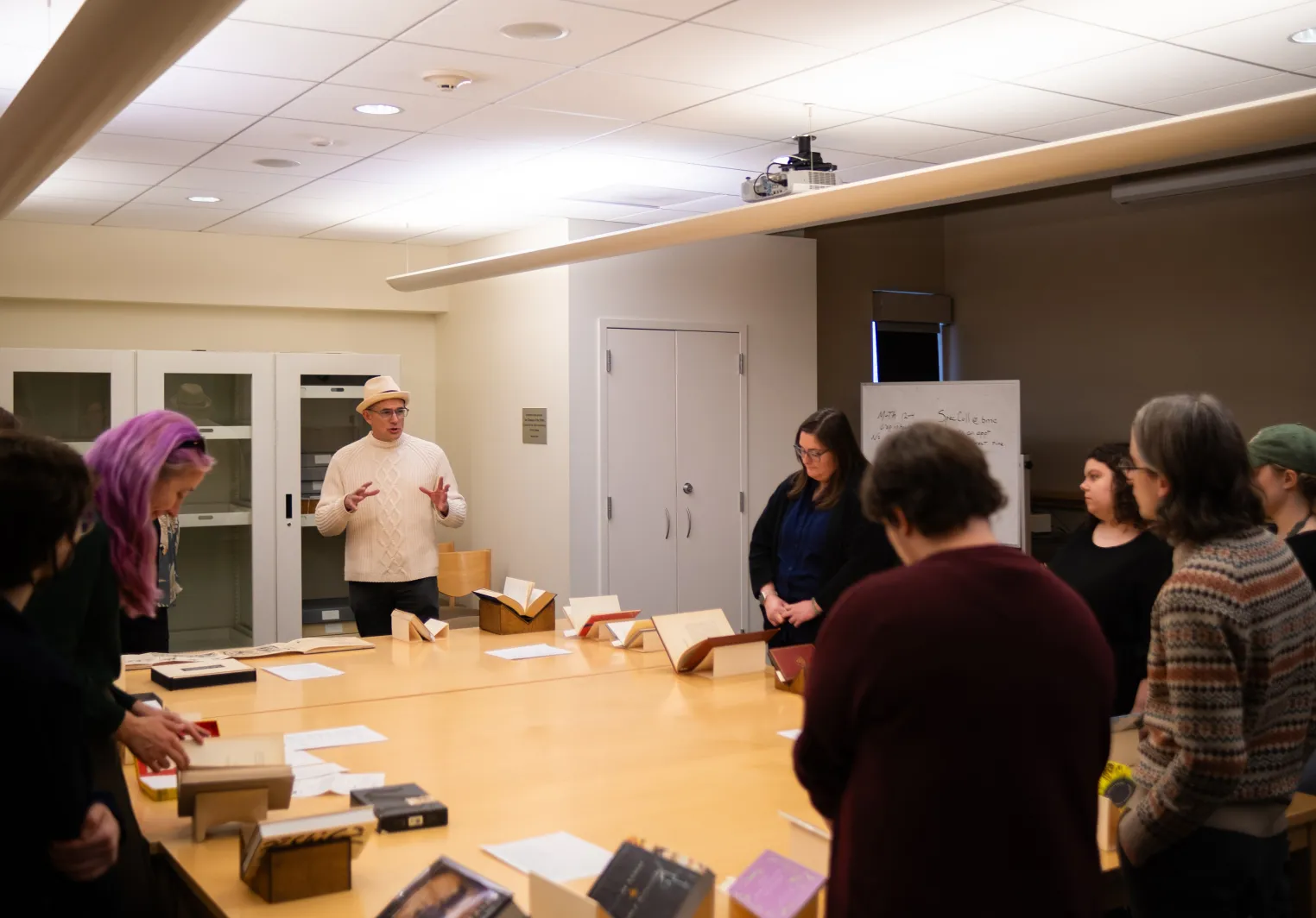 Special Collections - Visit - Classes - Class Visit