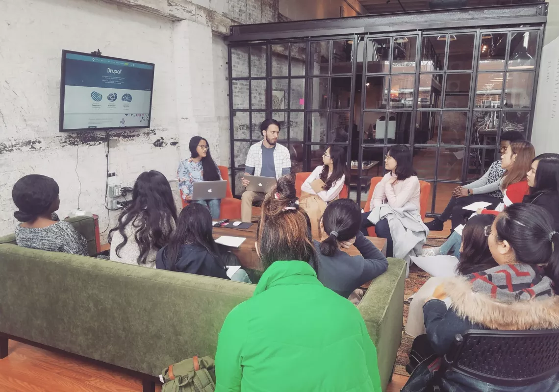 Bryn Mawr students learn to design interactive webpages with content management systems