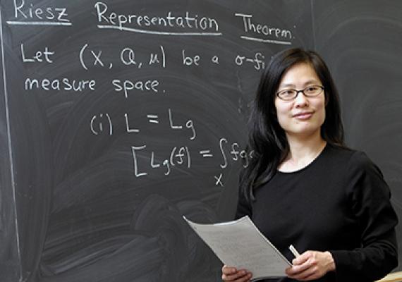 Leslie Cheng ’92