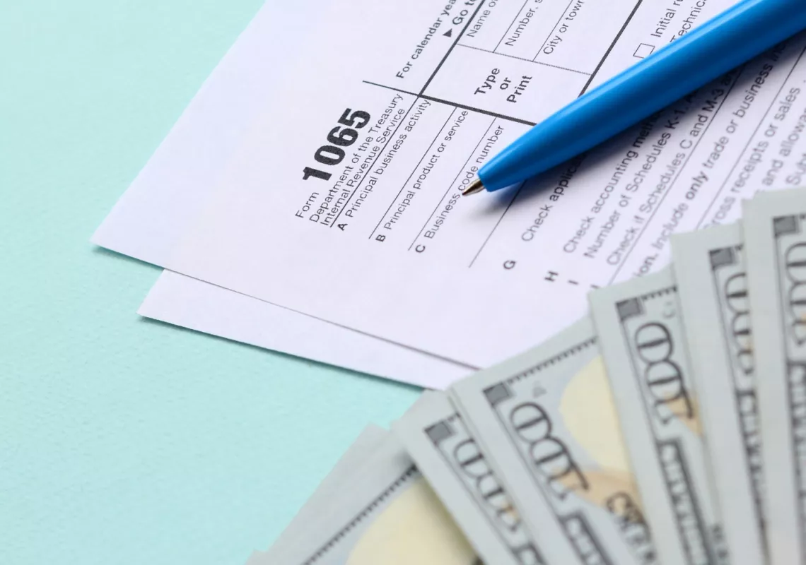 Tax and money stock