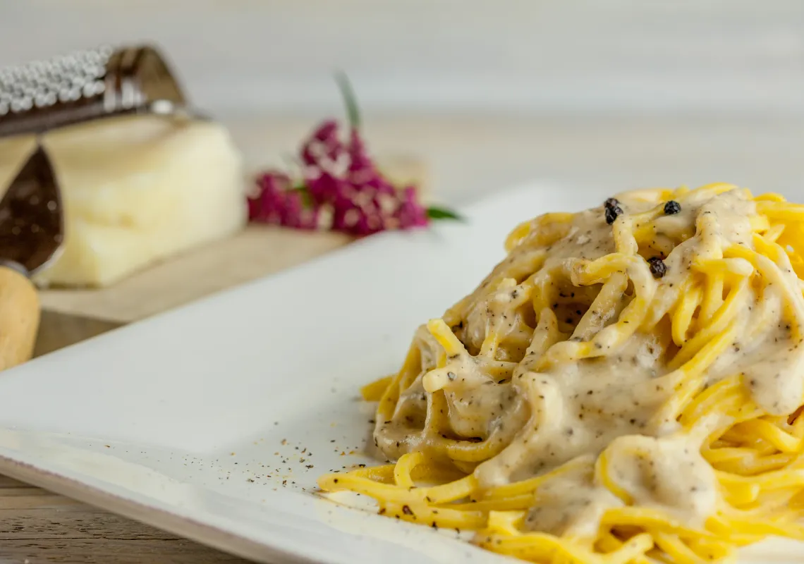  "Pasta cacio e pepe", photo from DaMò Past Lab. Courtesy of the owners